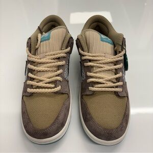 Nike SB Dunk Low Pro QS Brown Tan Paisley – Men’s US 10 – Extra Laces FZ3129-200